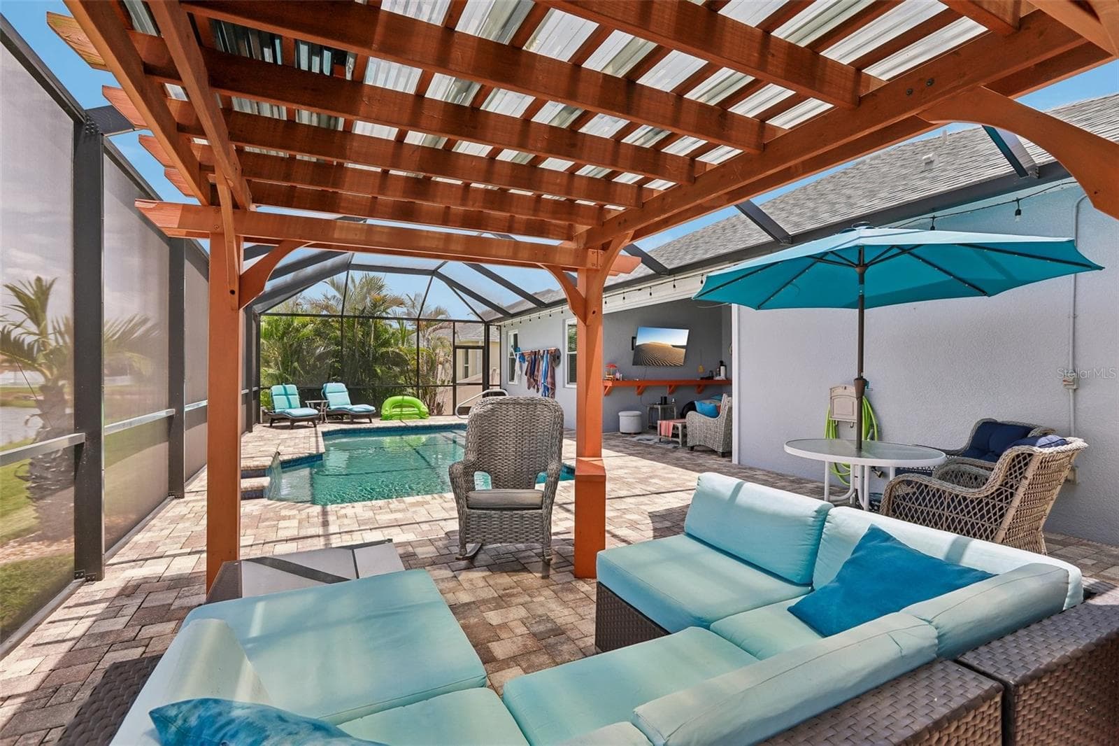 Single Family Residence at 809 SEMINOLE SKY DR, RUSKIN, photo 43 of 63