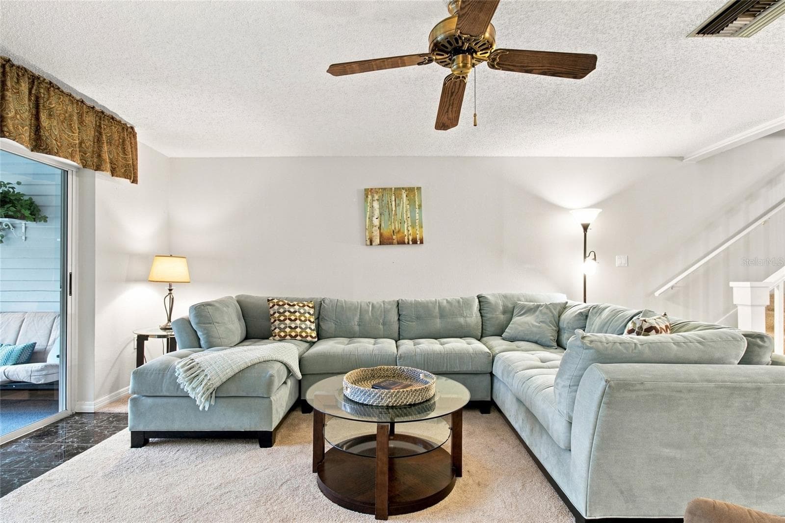 Spacious Living Room out to Lanai - 2599 DOLLY BAY DR #306, PALM HARBOR
