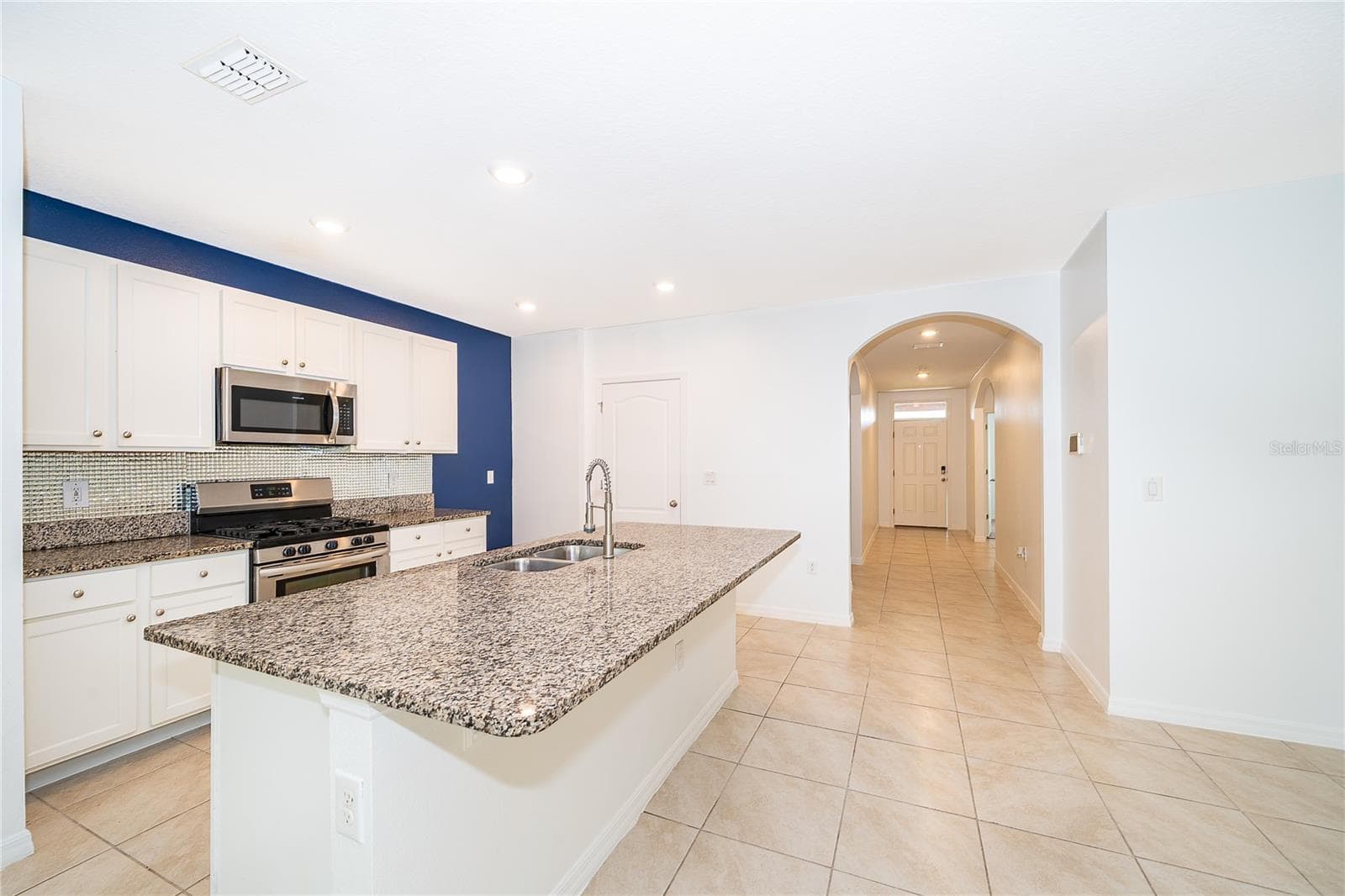 Kitchen - 239 LAZIO CIR, DEBARY