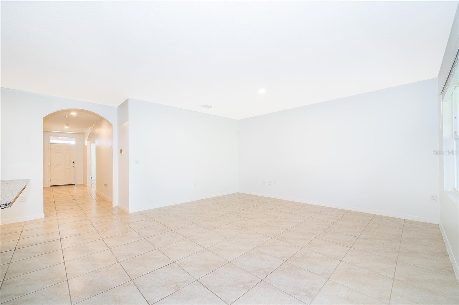 Living Room - 239 LAZIO CIR, DEBARY