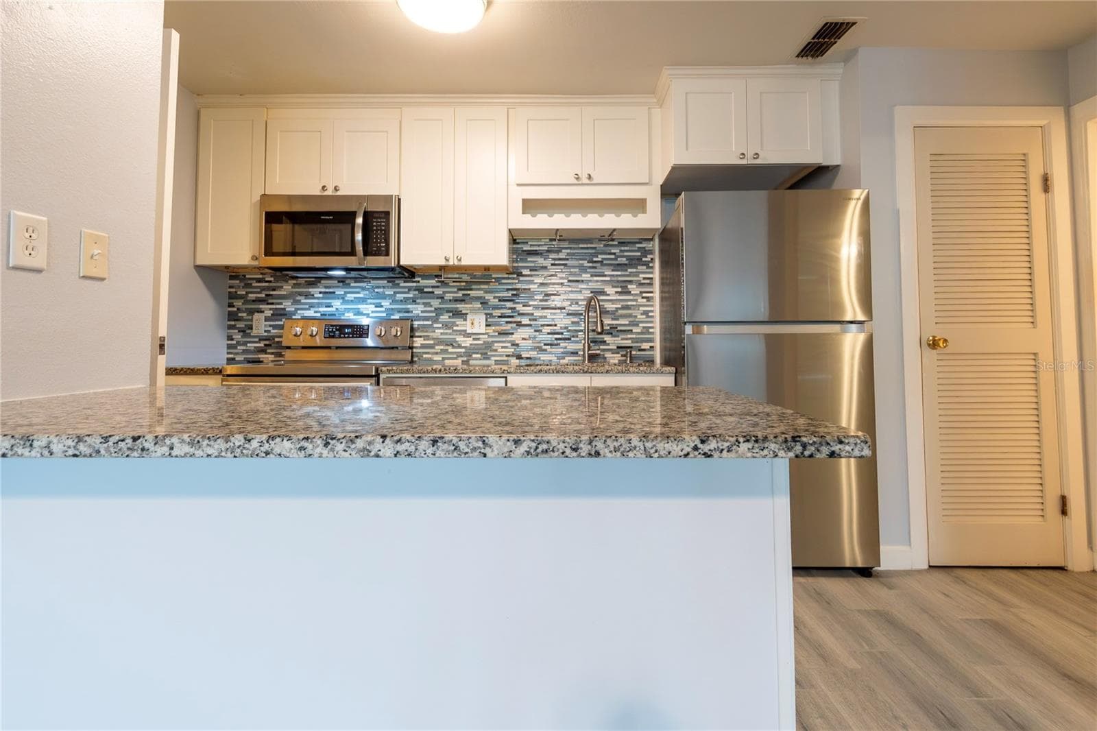 Condominium at 1400 GANDY BLVD N #1010, ST PETERSBURG, photo 10 of 50