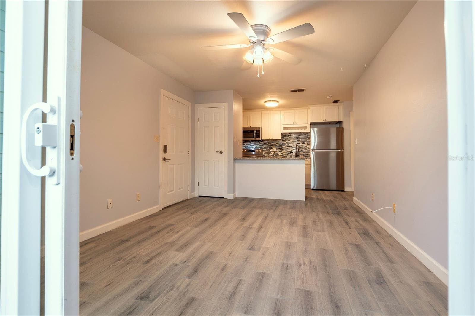 Condominium at 1400 GANDY BLVD N #1010, ST PETERSBURG, photo 13 of 50