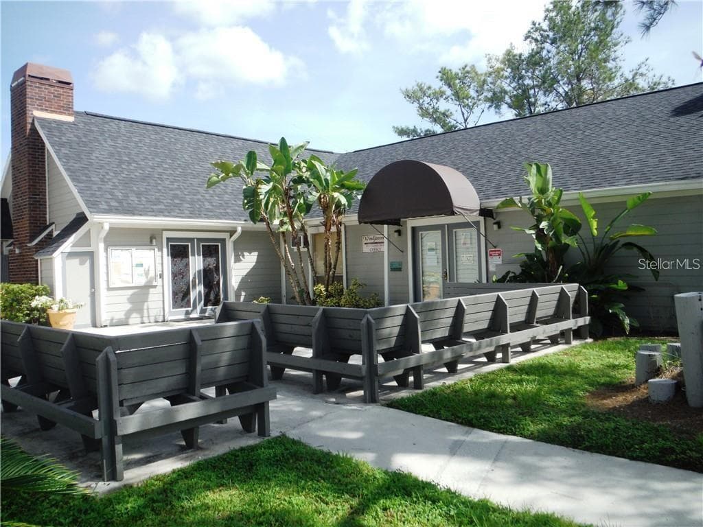Condominium at 1400 GANDY BLVD N #1010, ST PETERSBURG, photo 47 of 50