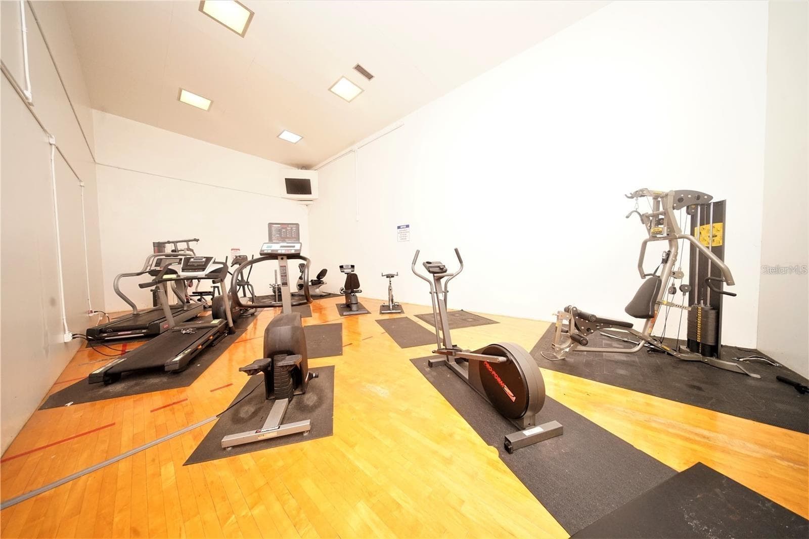 Condominium at 1400 GANDY BLVD N #1010, ST PETERSBURG, photo 29 of 50