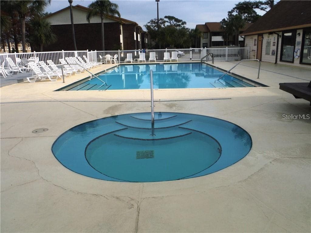Condominium at 1400 GANDY BLVD N #1010, ST PETERSBURG, photo 49 of 50