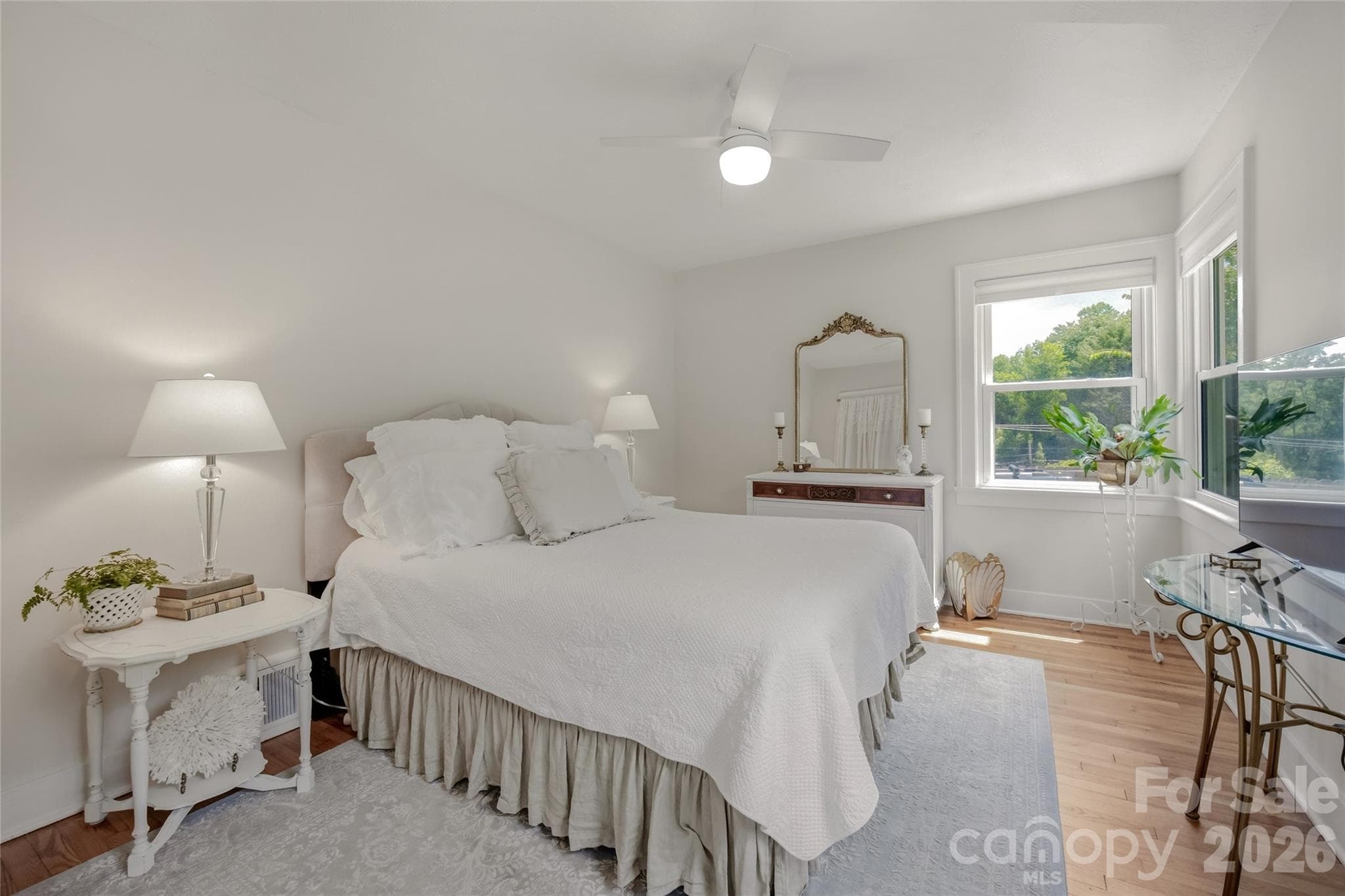 Bedroom - 10 Springdale Road, Asheville