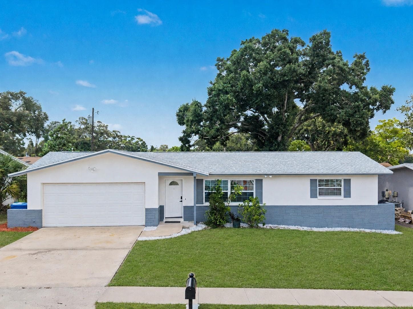 Single Family Residence at 1354 ROSERY RD NE, LARGO, photo 3 of 40