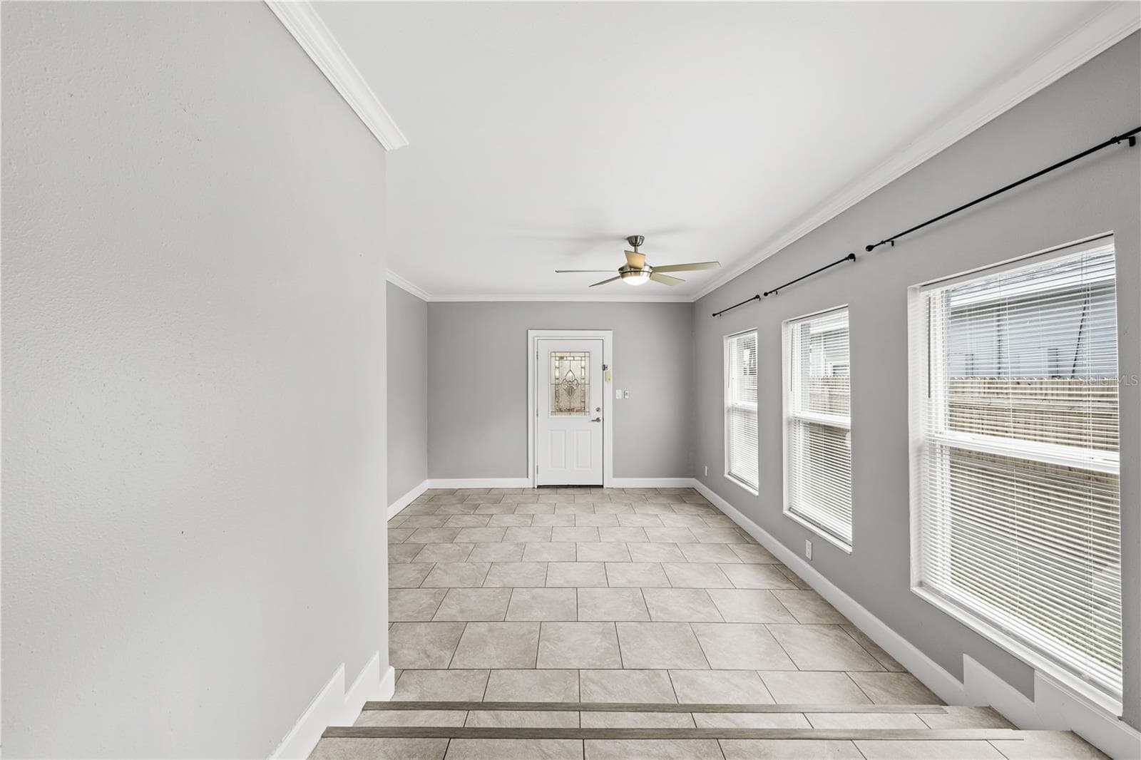 Single Family Residence at 5345 38TH AVE N, ST PETERSBURG, photo 4 of 23