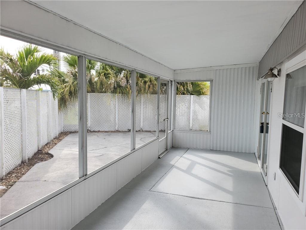 Mobile Home at 6626 TEXAS ST, BRADENTON, photo 3 of 18
