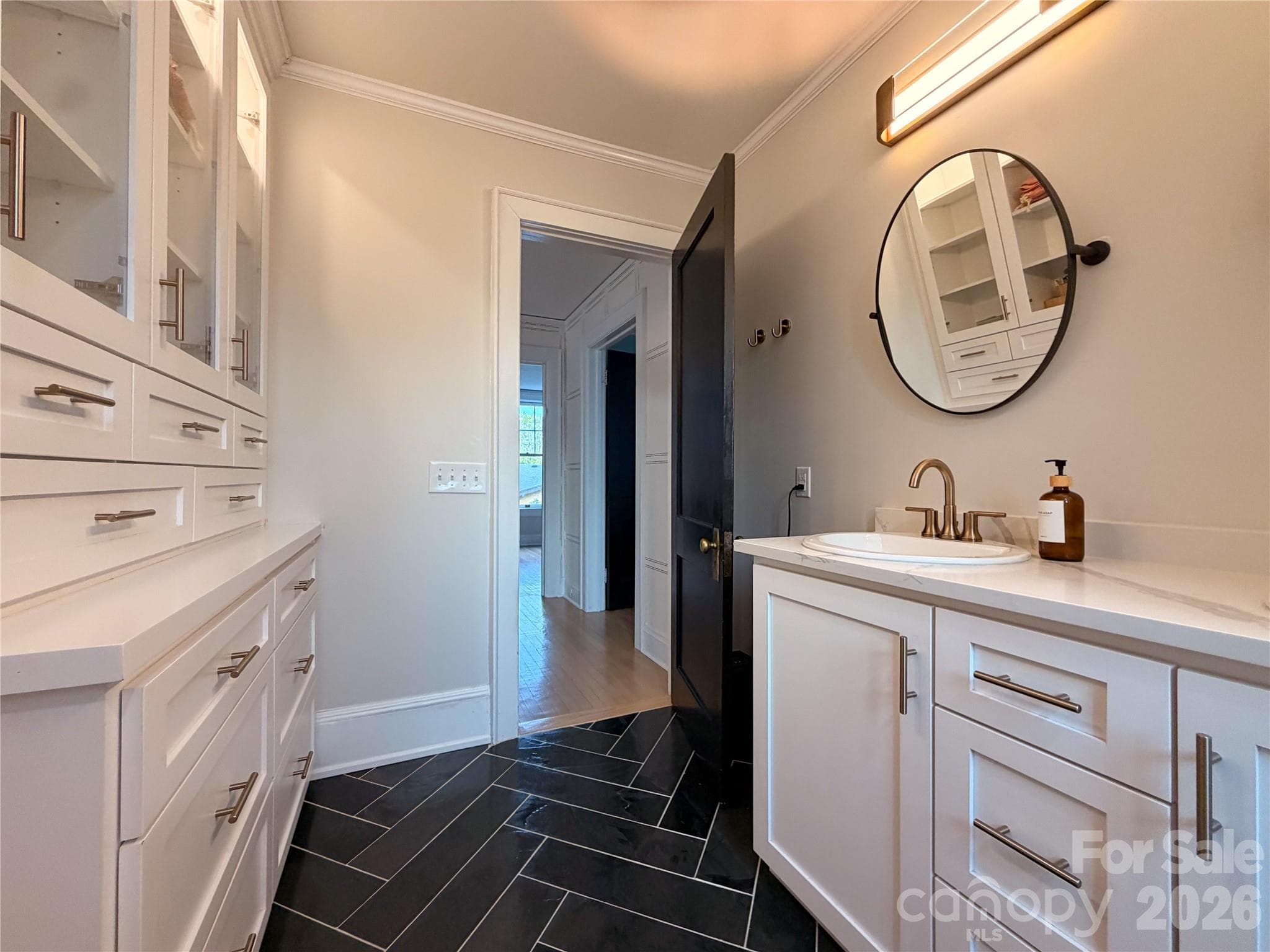 Upstairs bathroom - 925 E Main Street, Albemarle