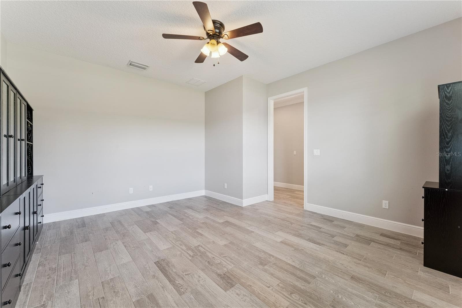 office- different angle - 18145 GREAT BLUE HERON DR, GROVELAND