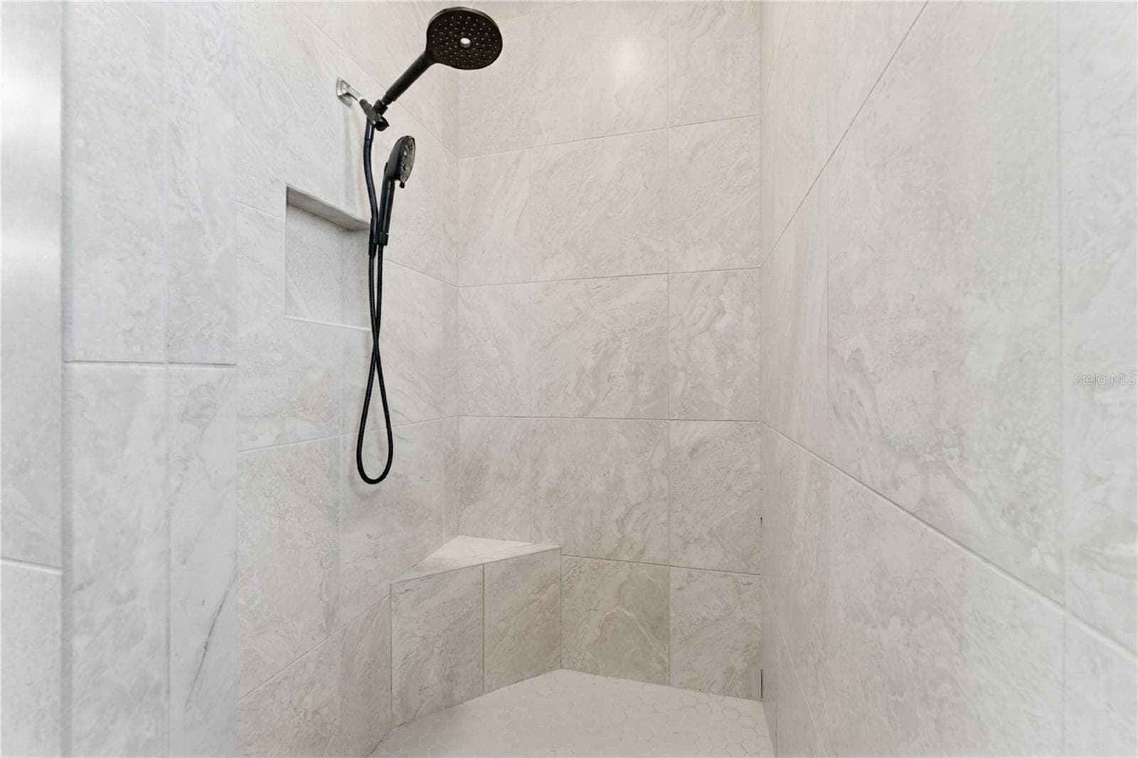 Primary Bathroom - 18145 GREAT BLUE HERON DR, GROVELAND