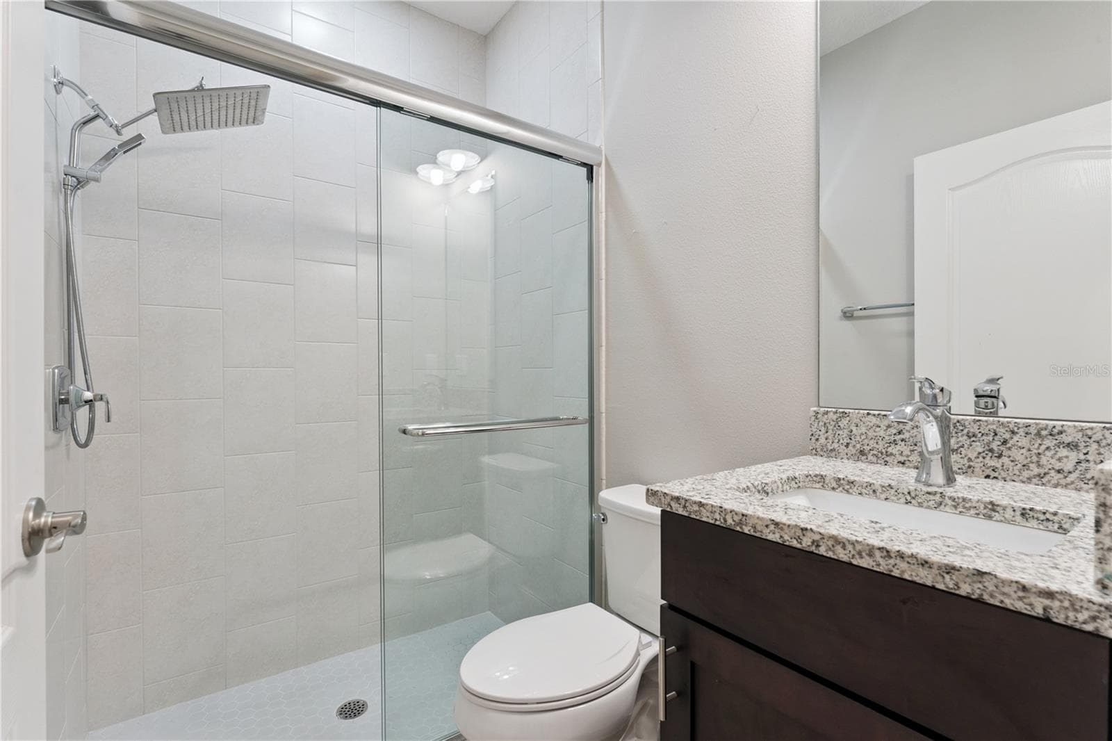 Bathroom 2 - 18145 GREAT BLUE HERON DR, GROVELAND
