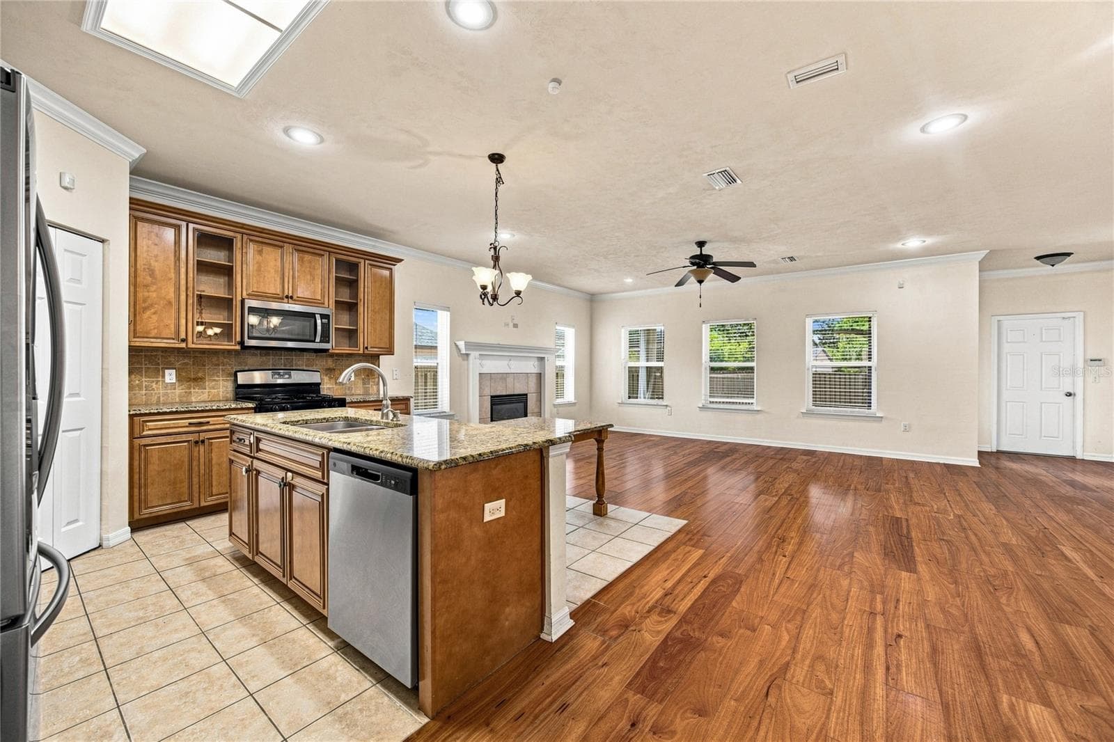 Single Family Residence at 7654 SW 79TH DR, GAINESVILLE, photo 7 of 32