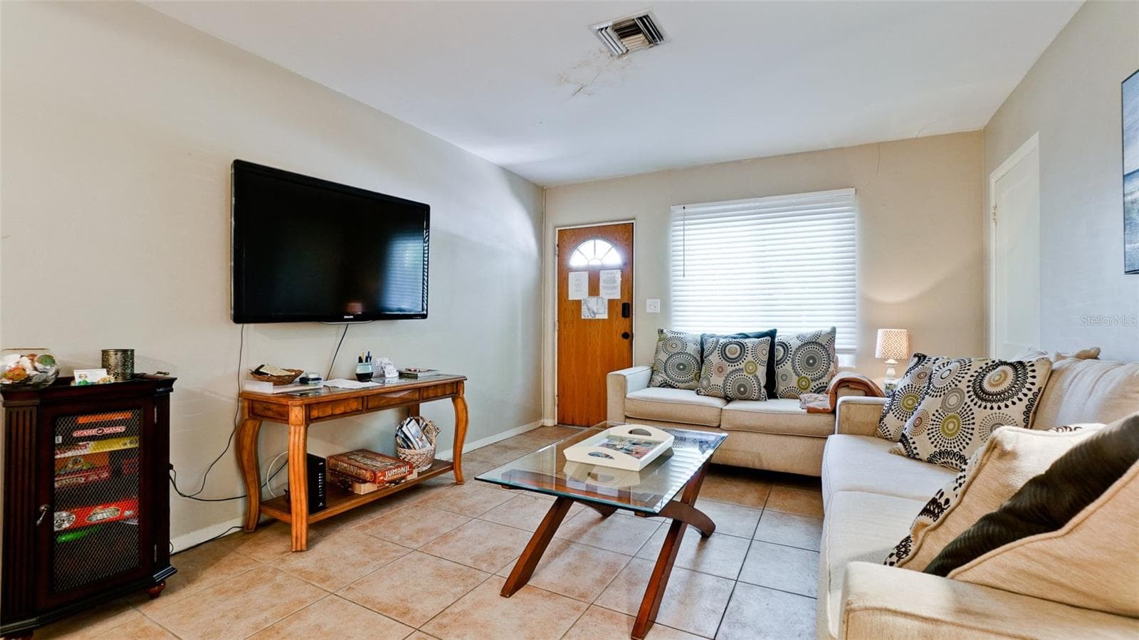 Duplex at 507 MADISON CT, SARASOTA, photo 4 of 79