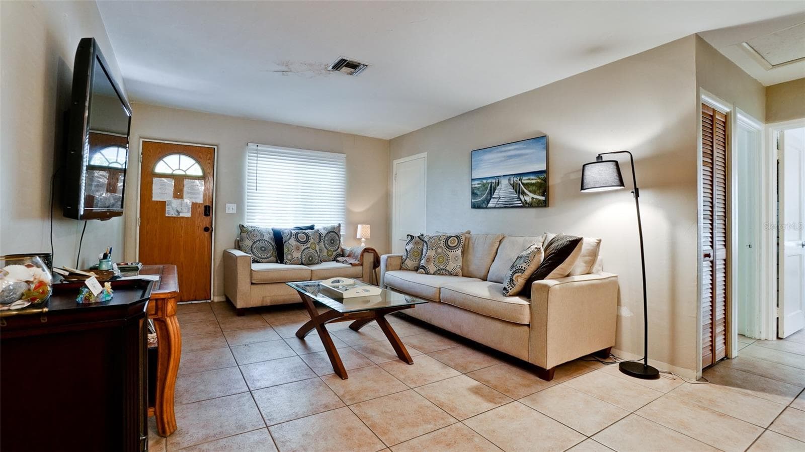 Duplex at 507 MADISON CT, SARASOTA, photo 8 of 79