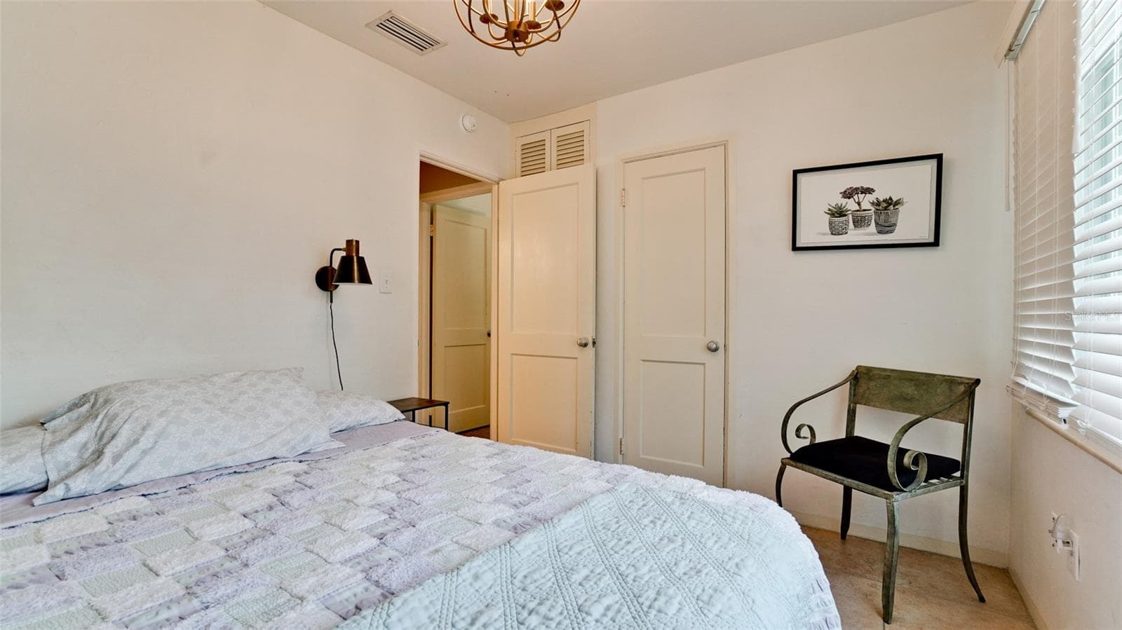 Duplex at 507 MADISON CT, SARASOTA, photo 29 of 79
