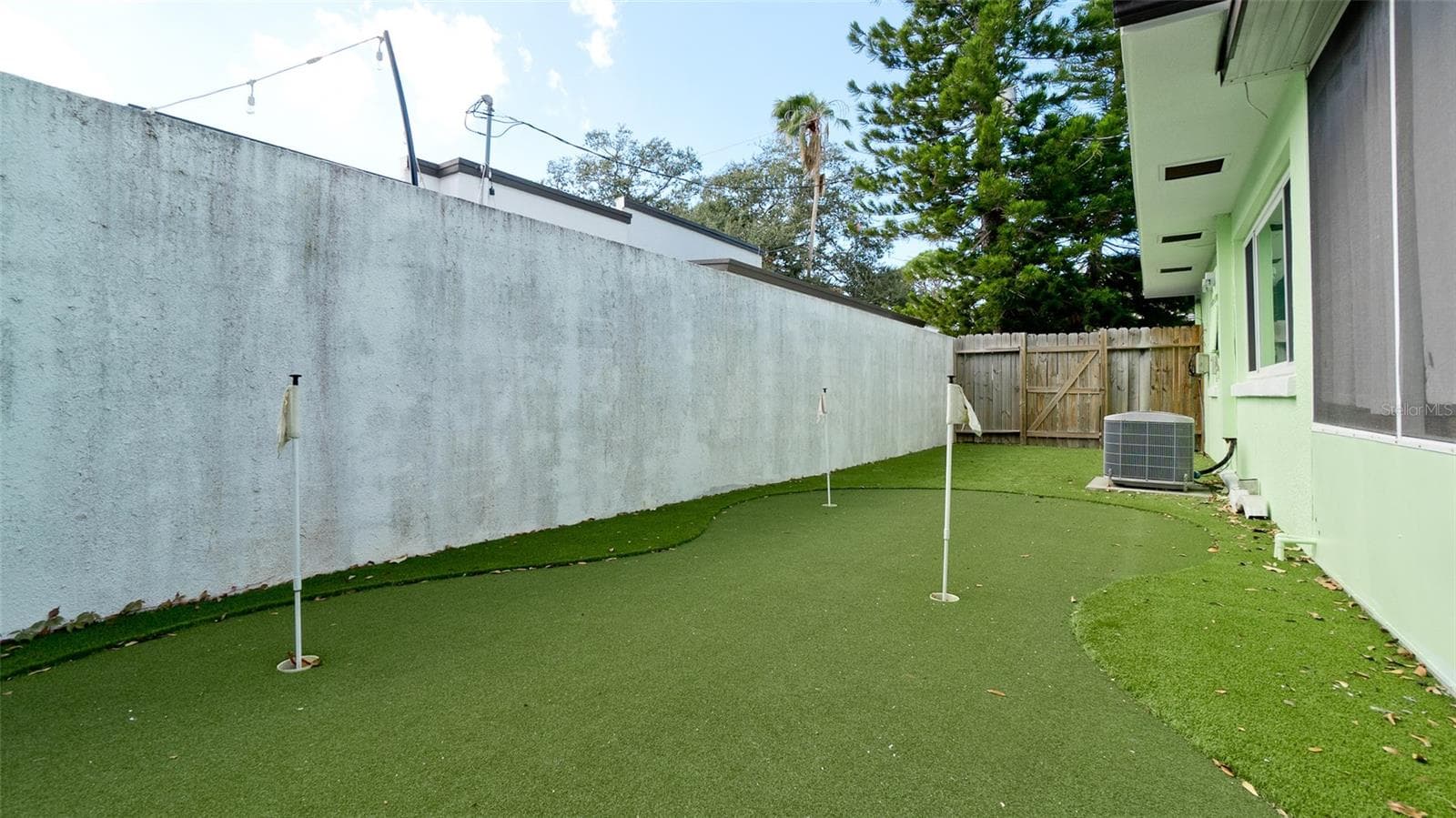 Duplex at 507 MADISON CT, SARASOTA, photo 37 of 79