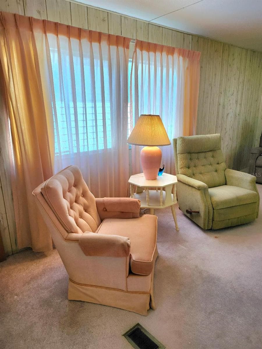 Manufactured Home at 6509 OREGON ST, BRADENTON, photo 9 of 57