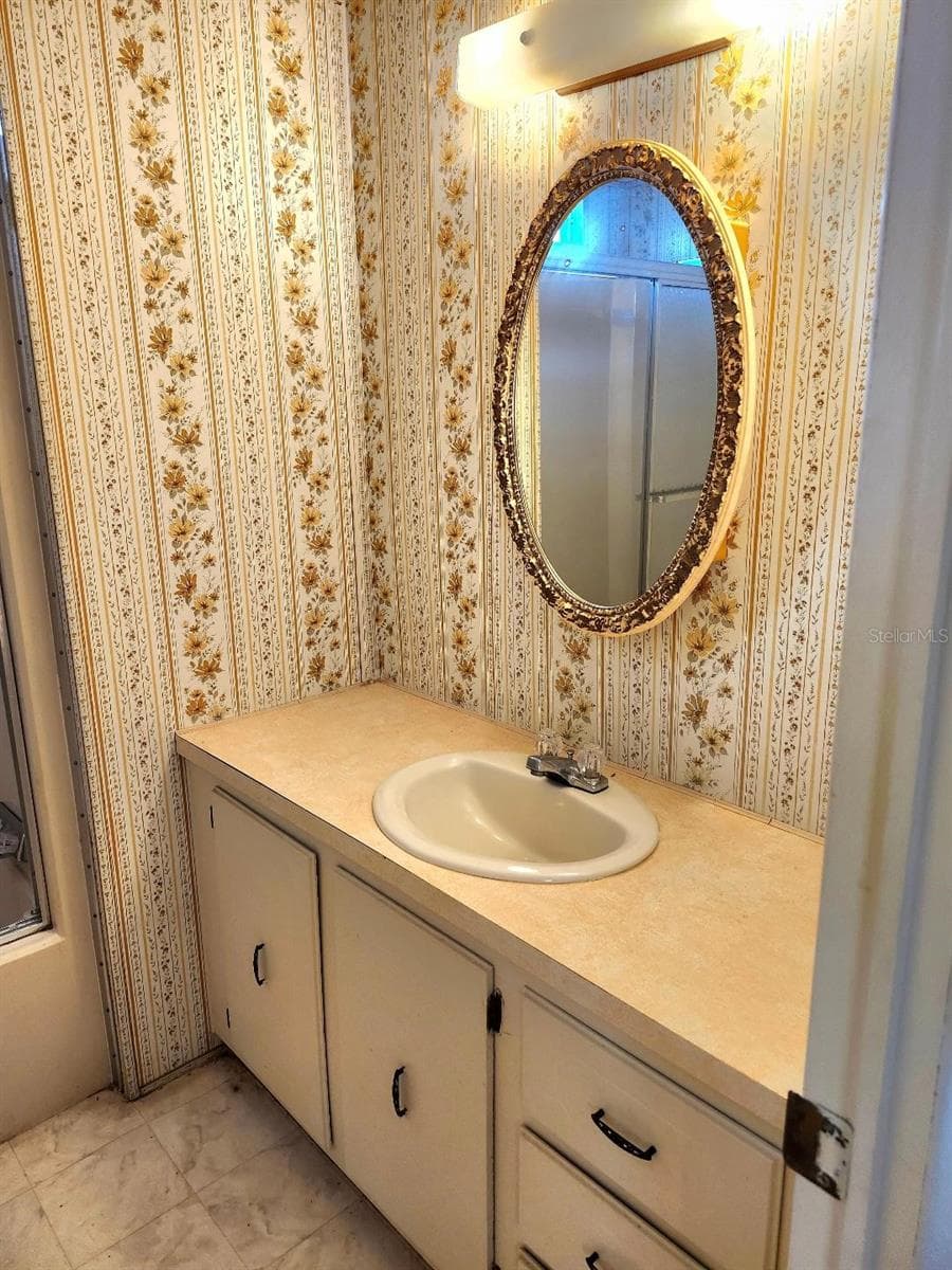 Manufactured Home at 6509 OREGON ST, BRADENTON, photo 26 of 57