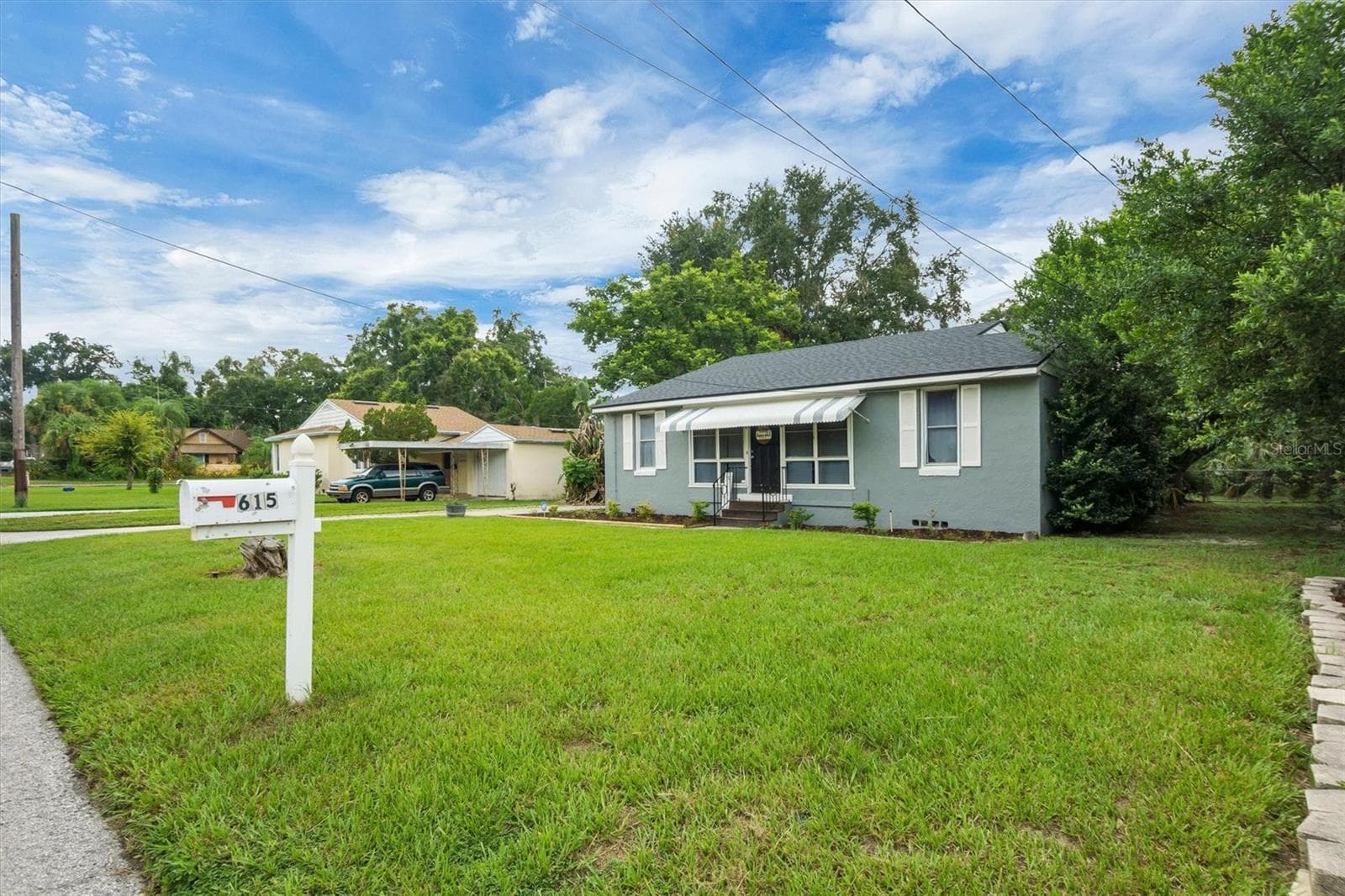 Single Family Residence at 615 AVENUE A NE, WINTER HAVEN, photo 3 of 39