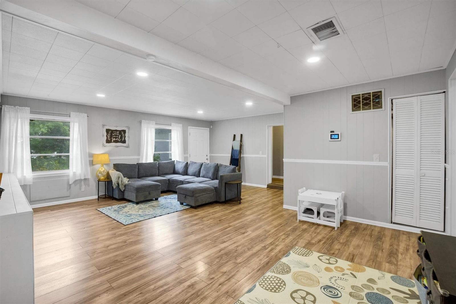 Single Family Residence at 615 AVENUE A NE, WINTER HAVEN, photo 12 of 39