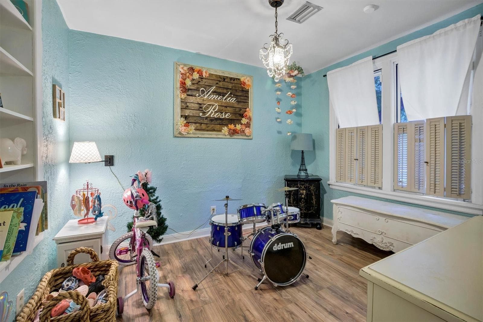 Single Family Residence at 615 AVENUE A NE, WINTER HAVEN, photo 21 of 39