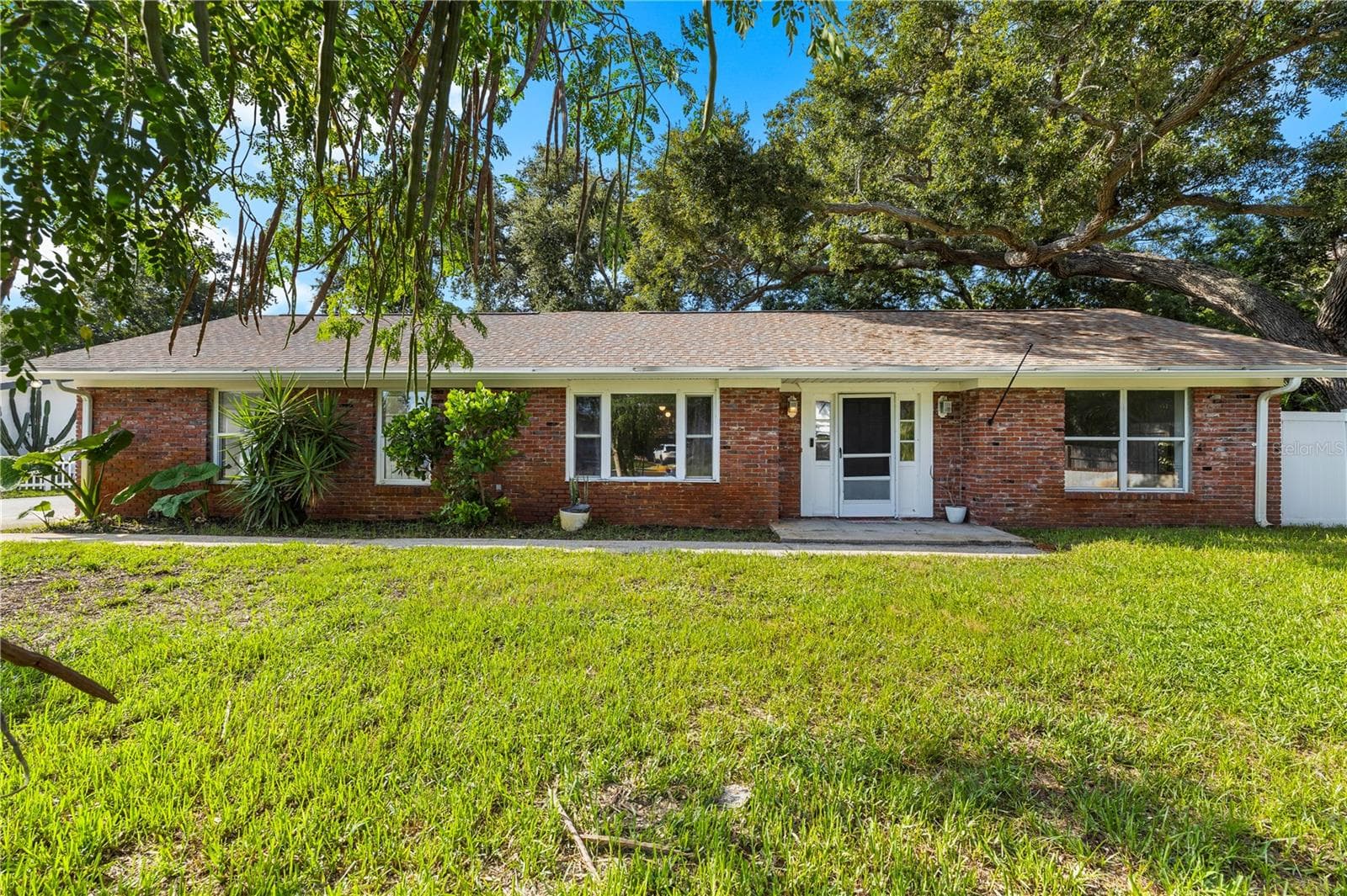Single Family Residence at 13589 101ST TER, SEMINOLE, photo 4 of 58
