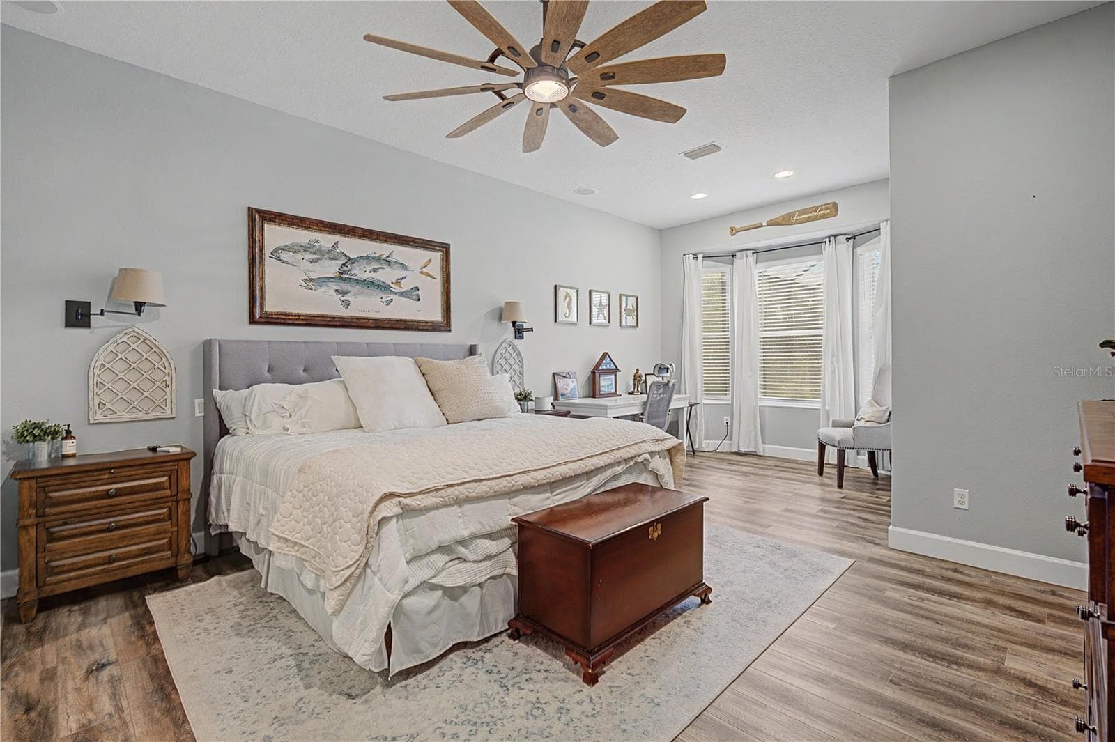 Single Family Residence at 15532 LAKE GRACE DR, ODESSA, photo 28 of 84