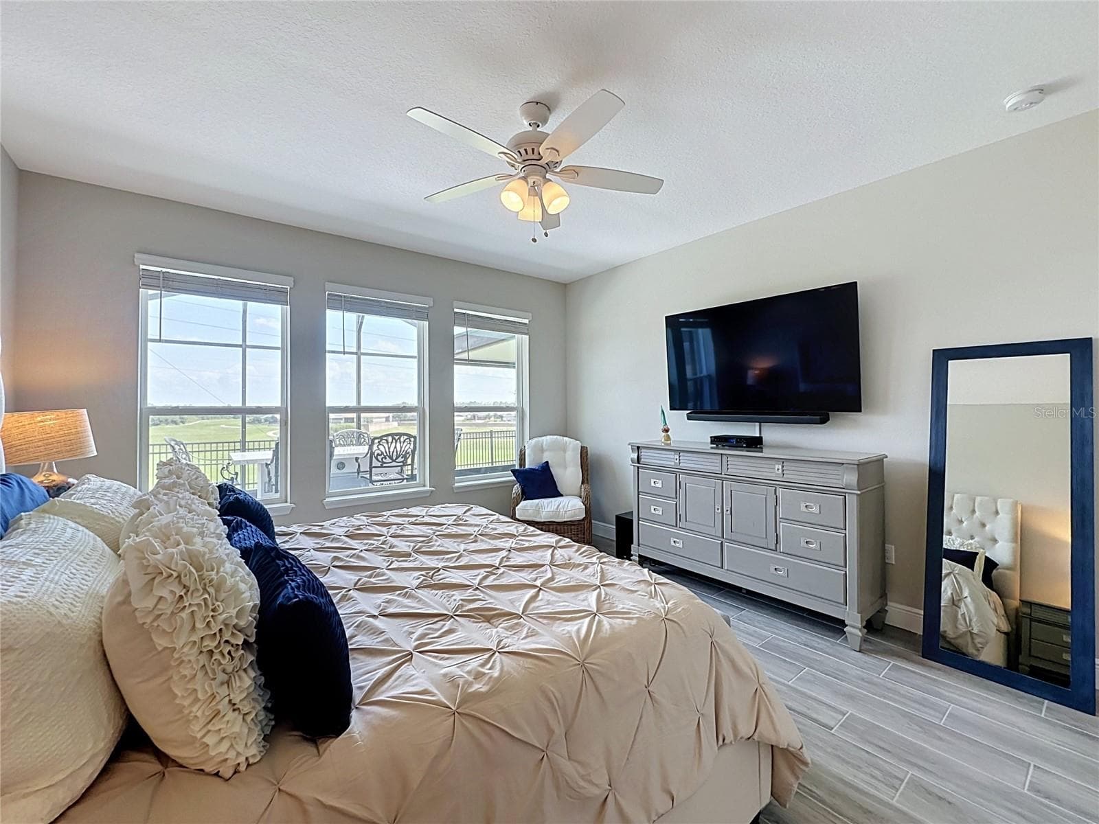 Single Family Residence at 174 SILVER MAPLE RD, GROVELAND, photo 25 of 76
