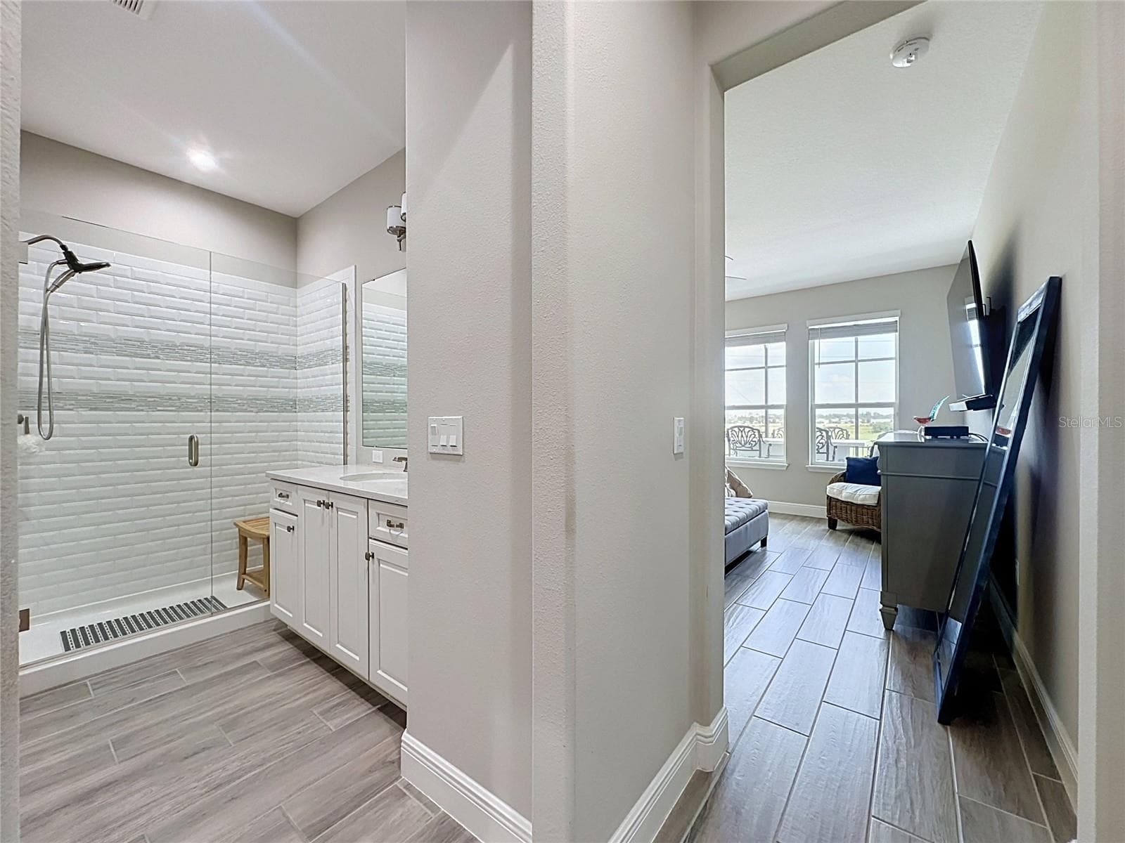 Single Family Residence at 174 SILVER MAPLE RD, GROVELAND, photo 29 of 76