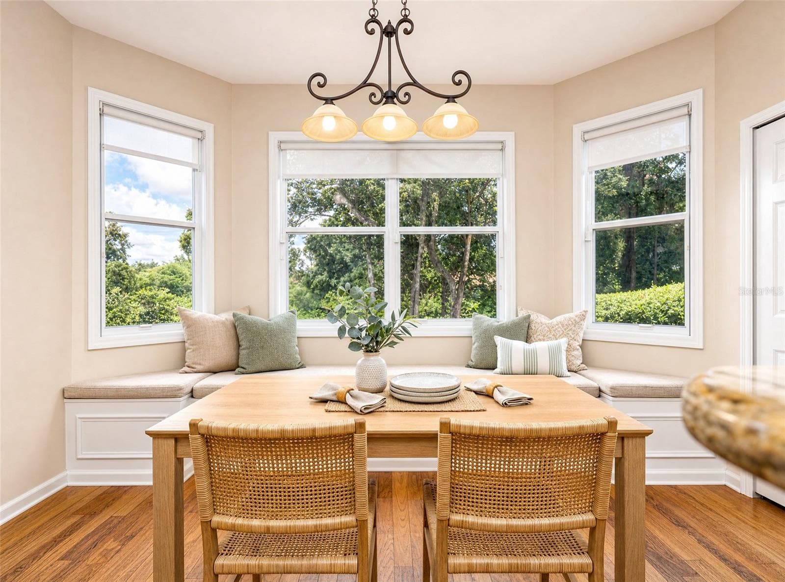 Virtual Staged - 314 W LAKE VICTORIA CIR, DELAND