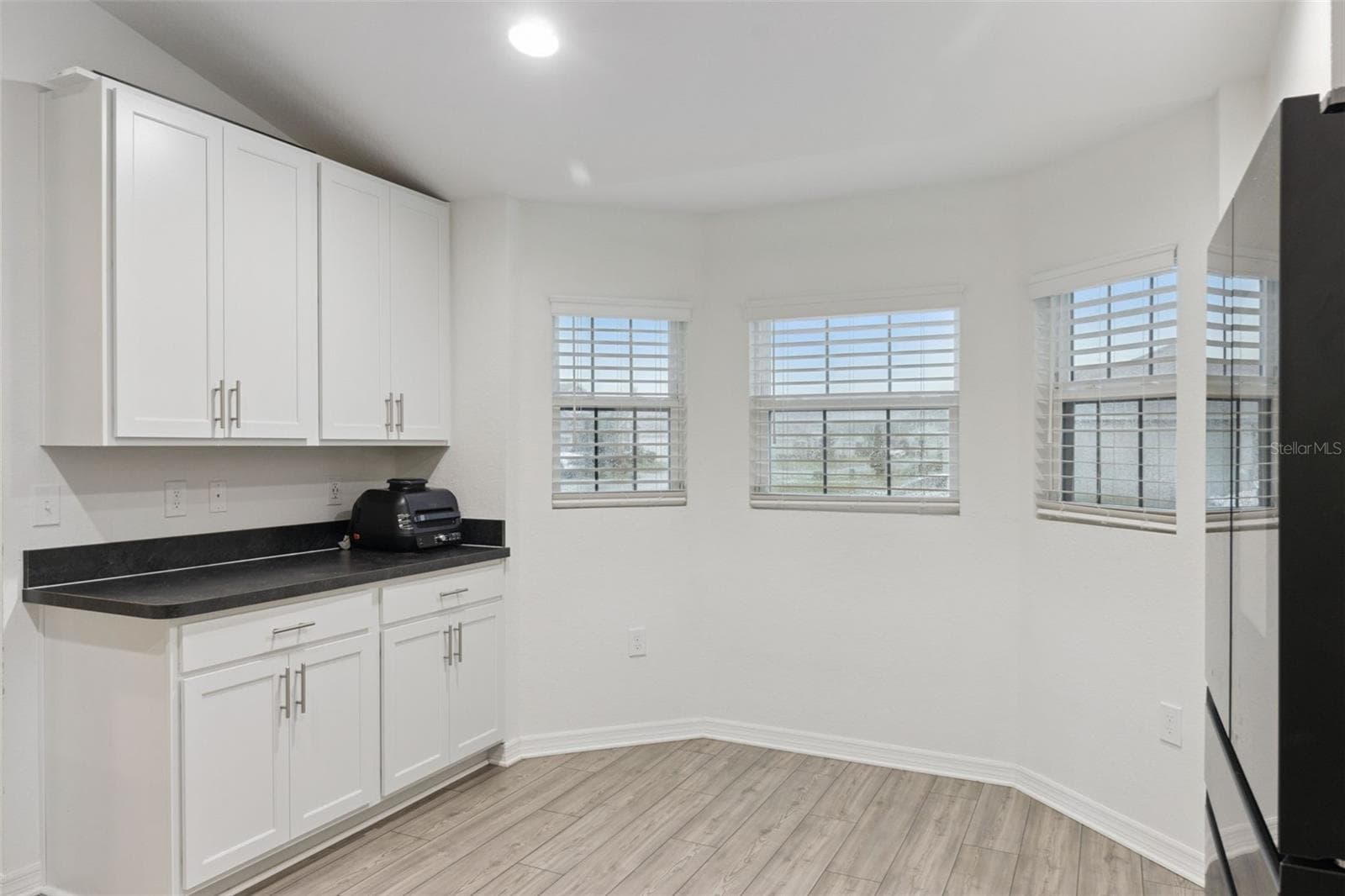 Single Family Residence at 1041 BROOKS WAY, WINTER HAVEN, photo 7 of 37