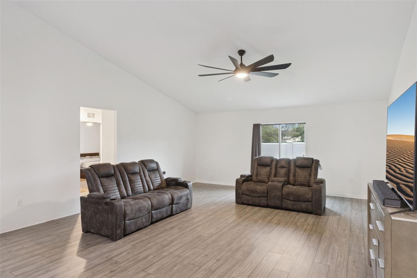 Single Family Residence at 1041 BROOKS WAY, WINTER HAVEN, photo 20 of 37