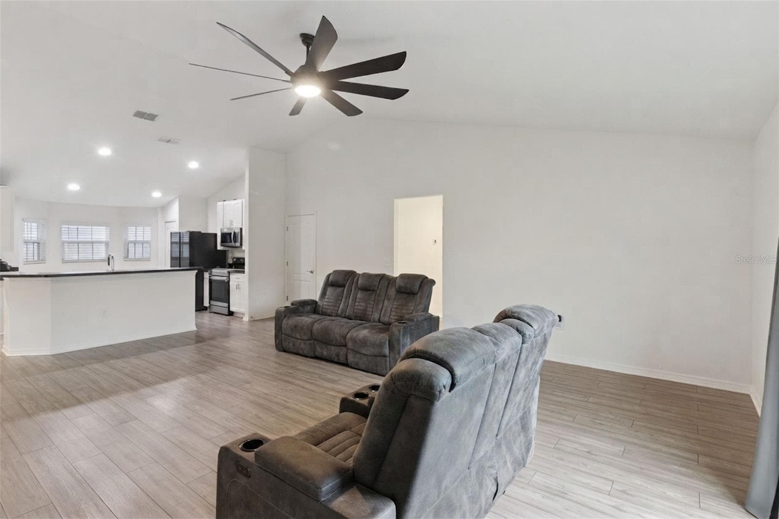 Single Family Residence at 1041 BROOKS WAY, WINTER HAVEN, photo 22 of 37