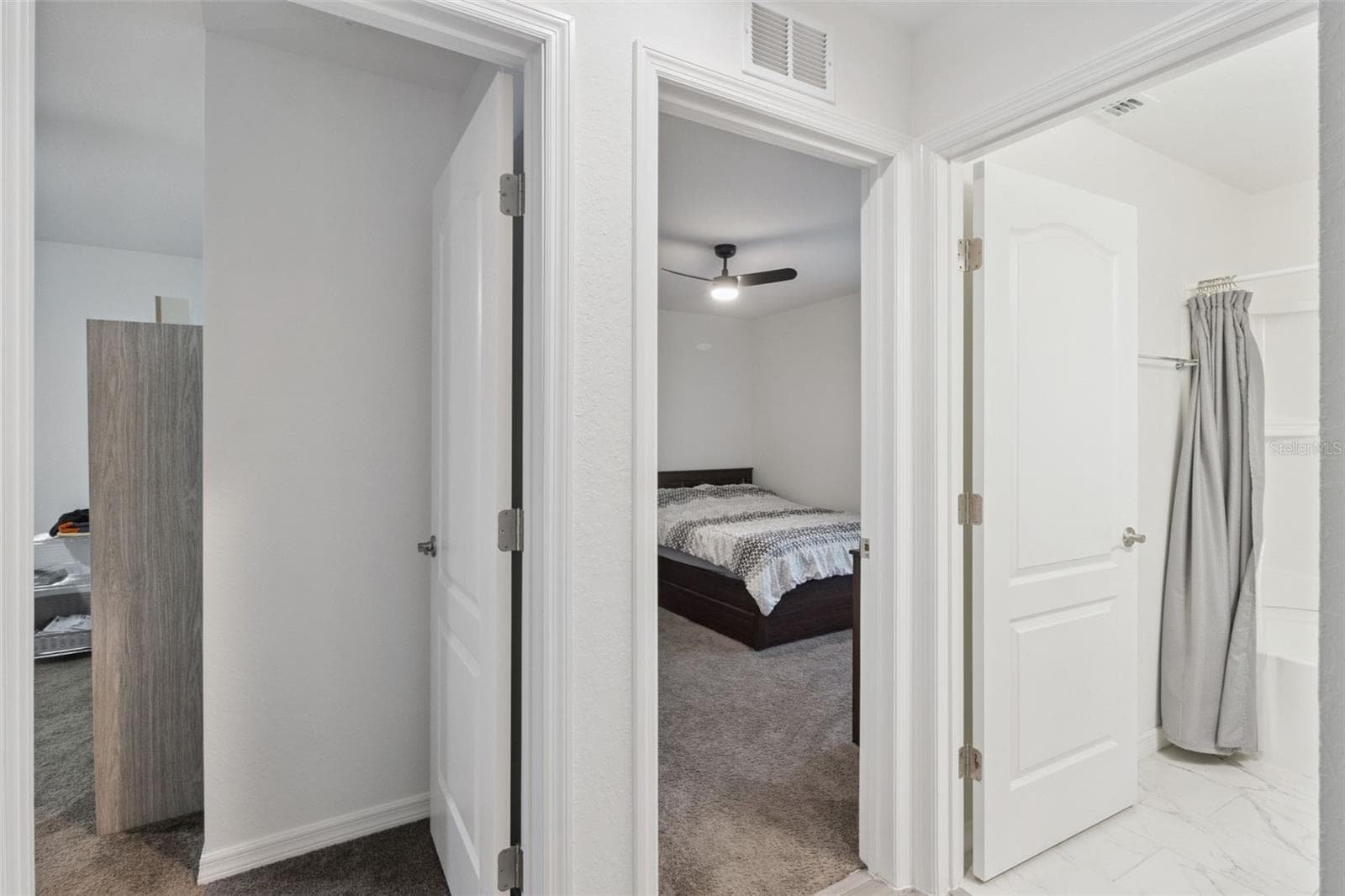 hallway - 1041 BROOKS WAY, WINTER HAVEN