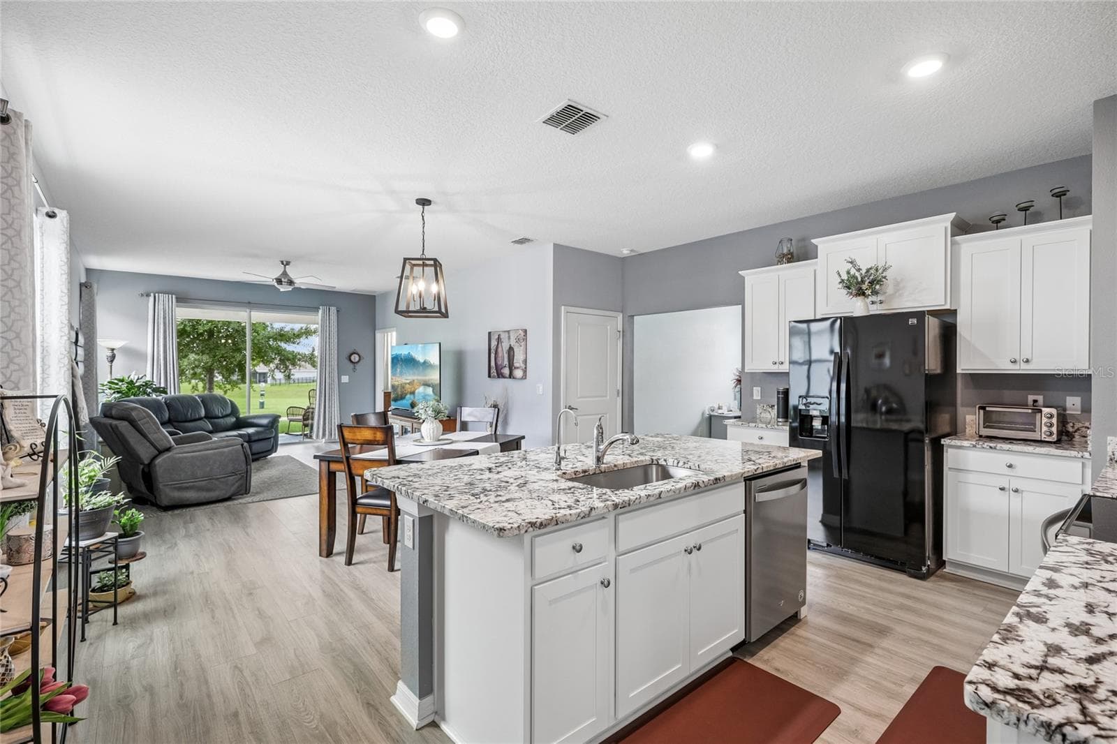Kitchen/Dining - 5395 SUNSHINE DR, WILDWOOD
