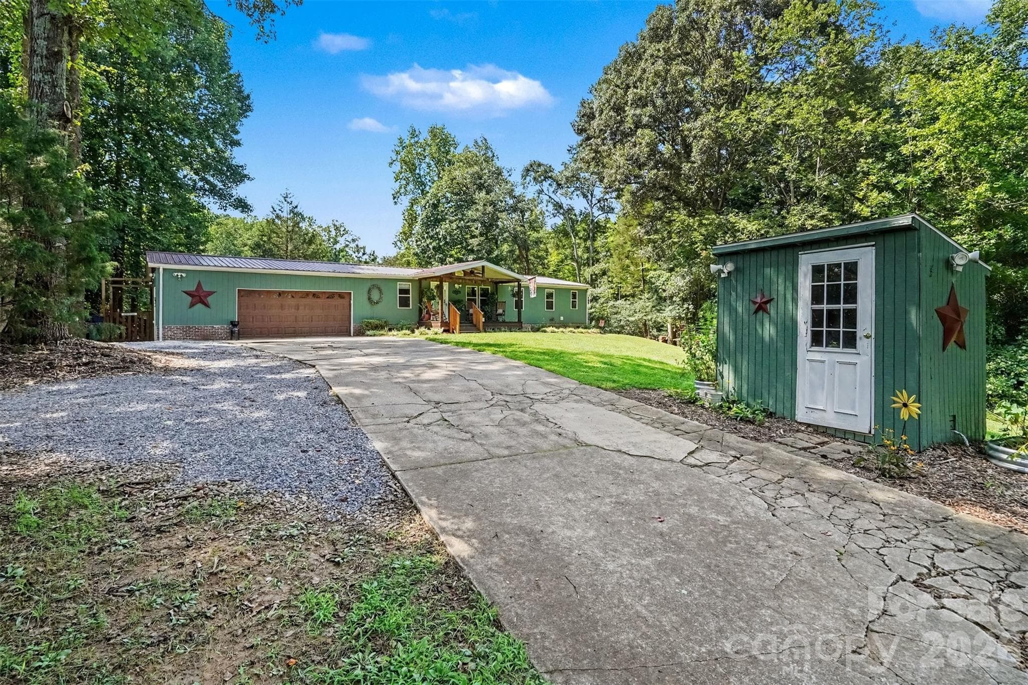Single Family Residence at 1206 Alberto Lane, Stanley, photo 7 of 34