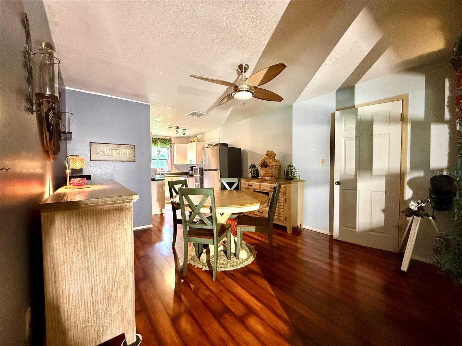 Single Family Residence at 5937 UONA AVE, ORLANDO, photo 9 of 45
