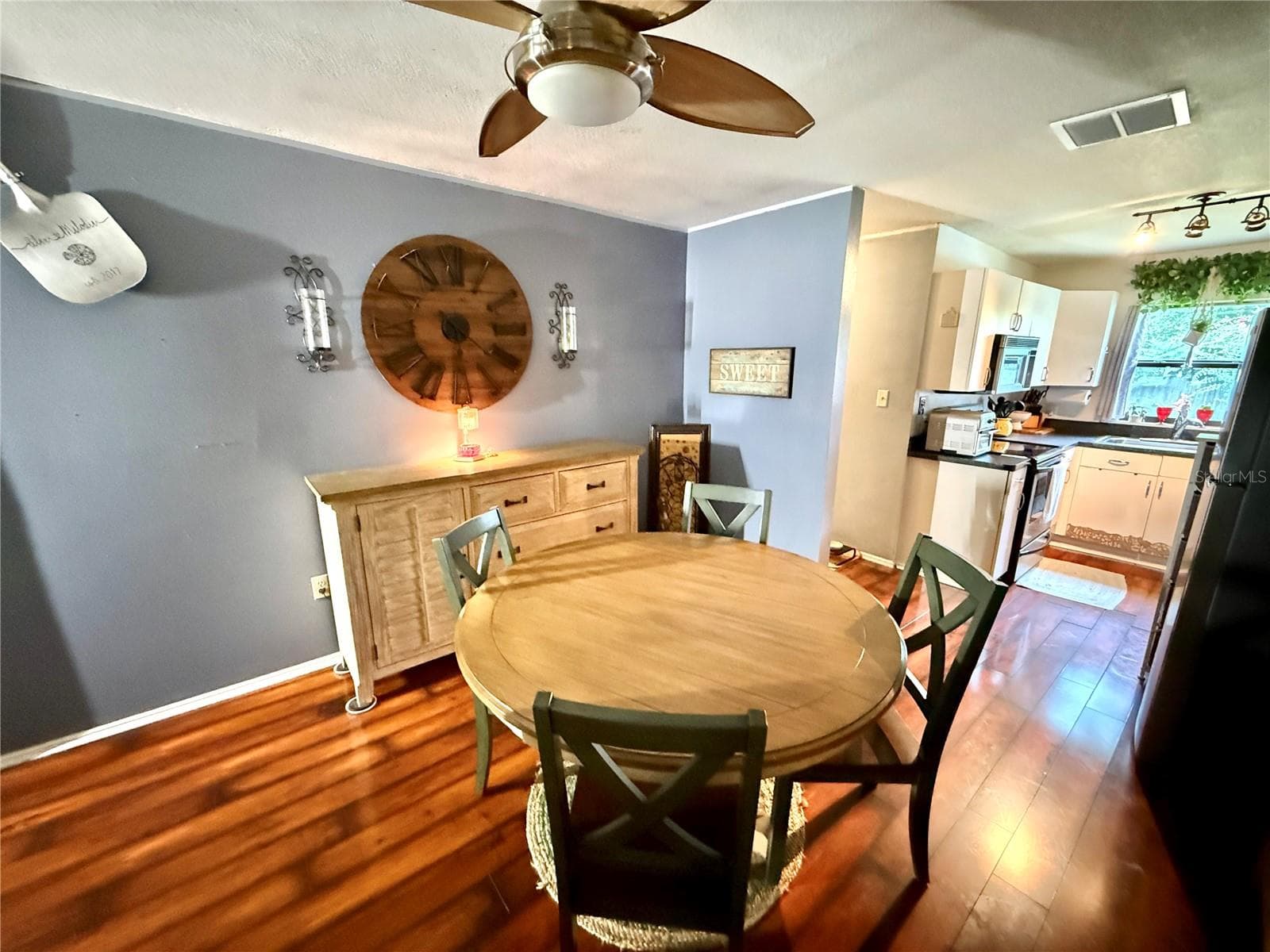 Single Family Residence at 5937 UONA AVE, ORLANDO, photo 10 of 45
