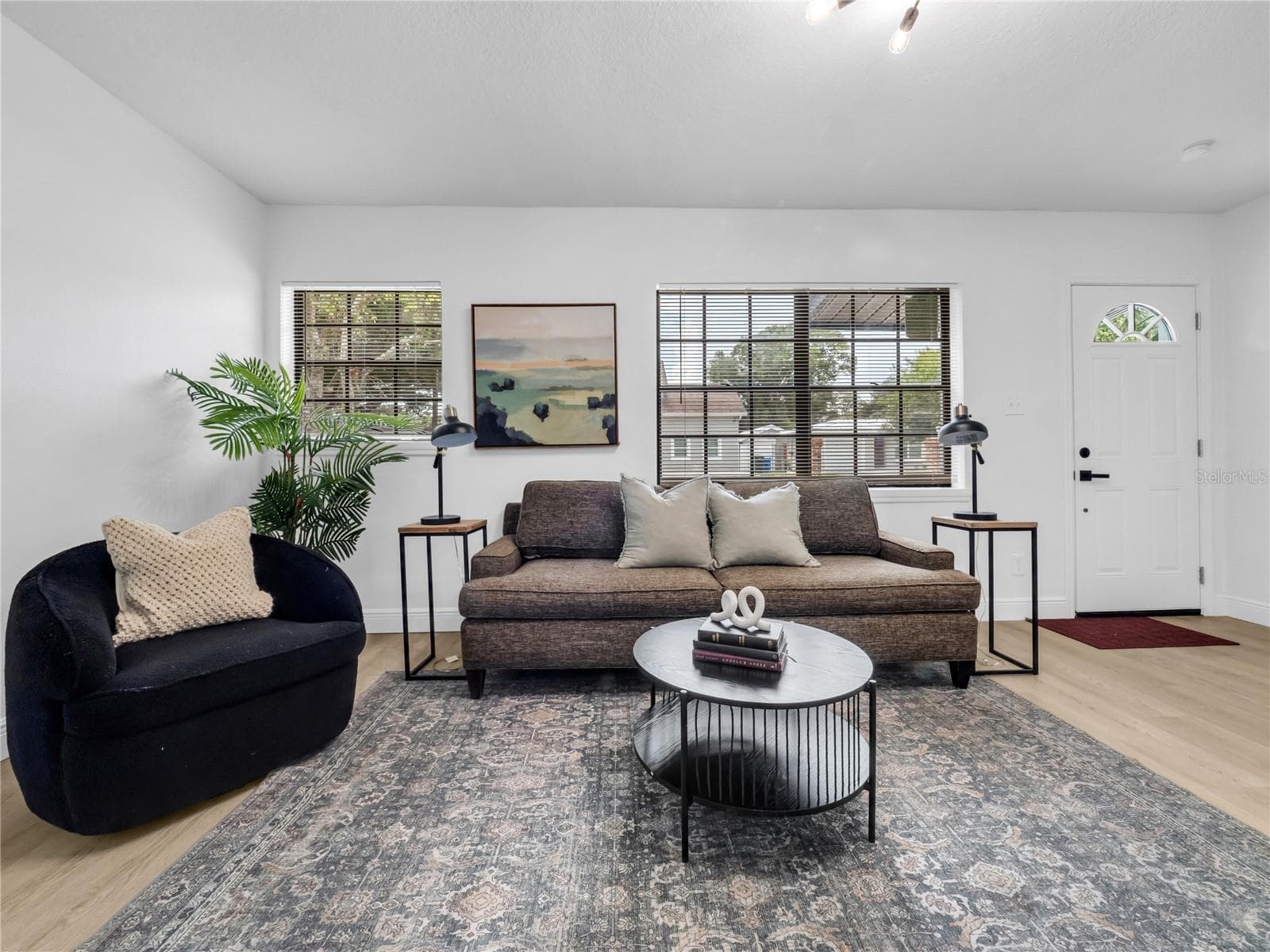 Single Family Residence at 14931 FISHER RD, TAMPA, photo 5 of 25