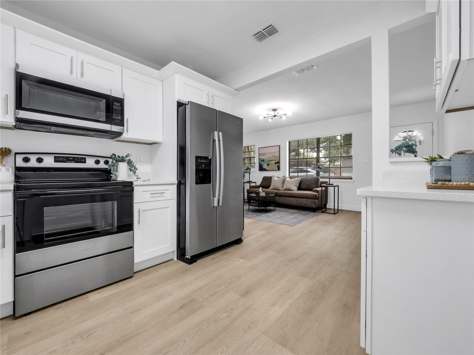 Single Family Residence at 14931 FISHER RD, TAMPA, photo 11 of 25