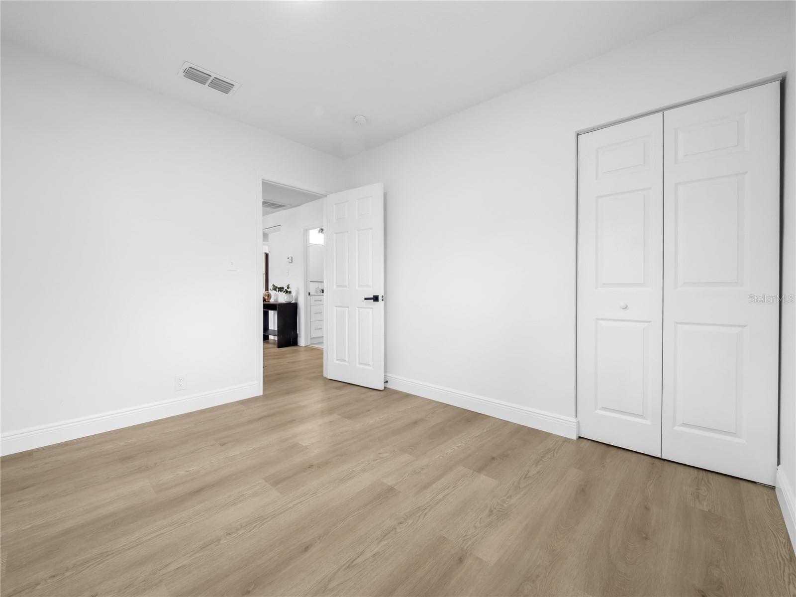 Single Family Residence at 14931 FISHER RD, TAMPA, photo 21 of 25