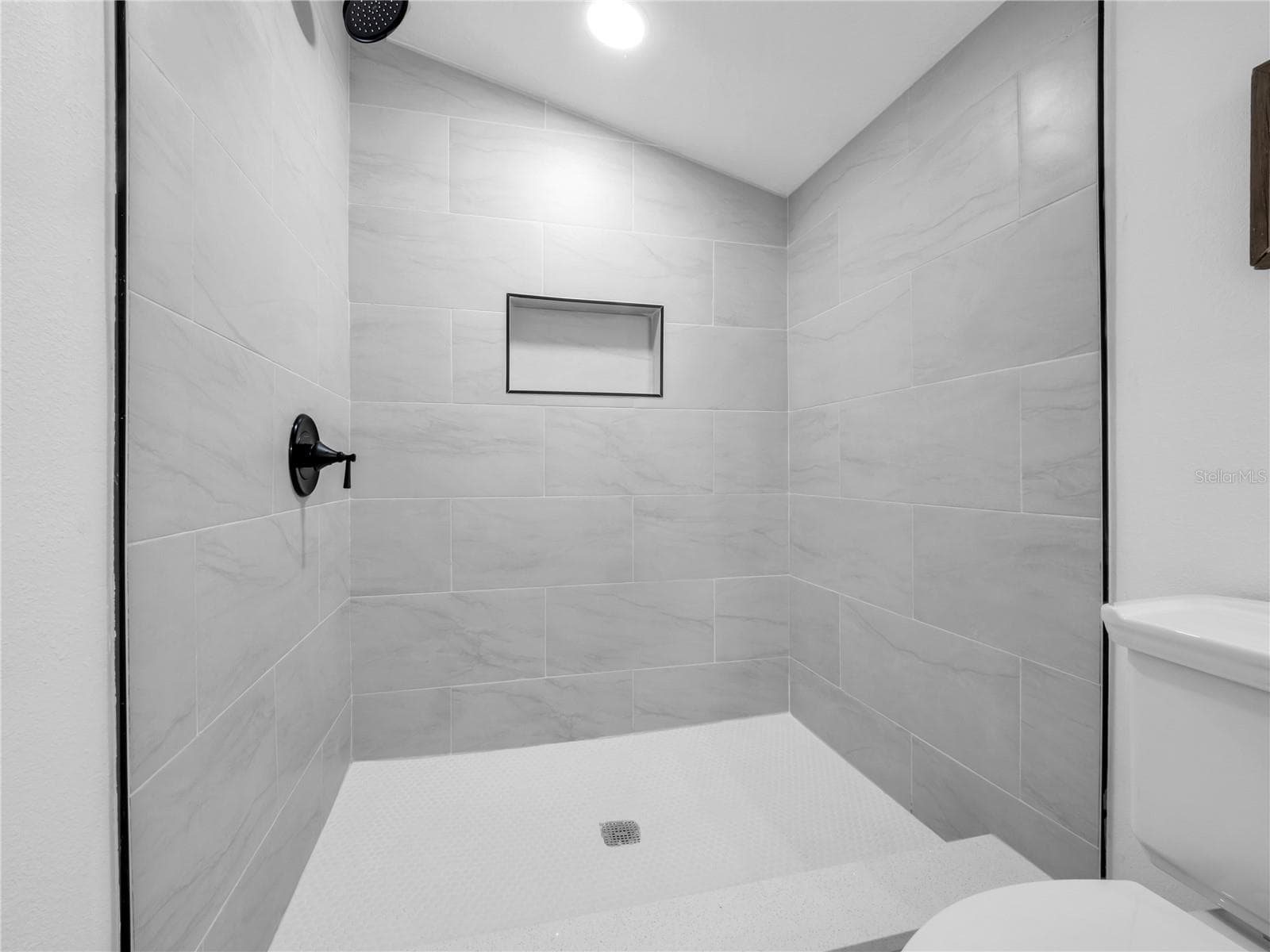 Single Family Residence at 14931 FISHER RD, TAMPA, photo 18 of 25