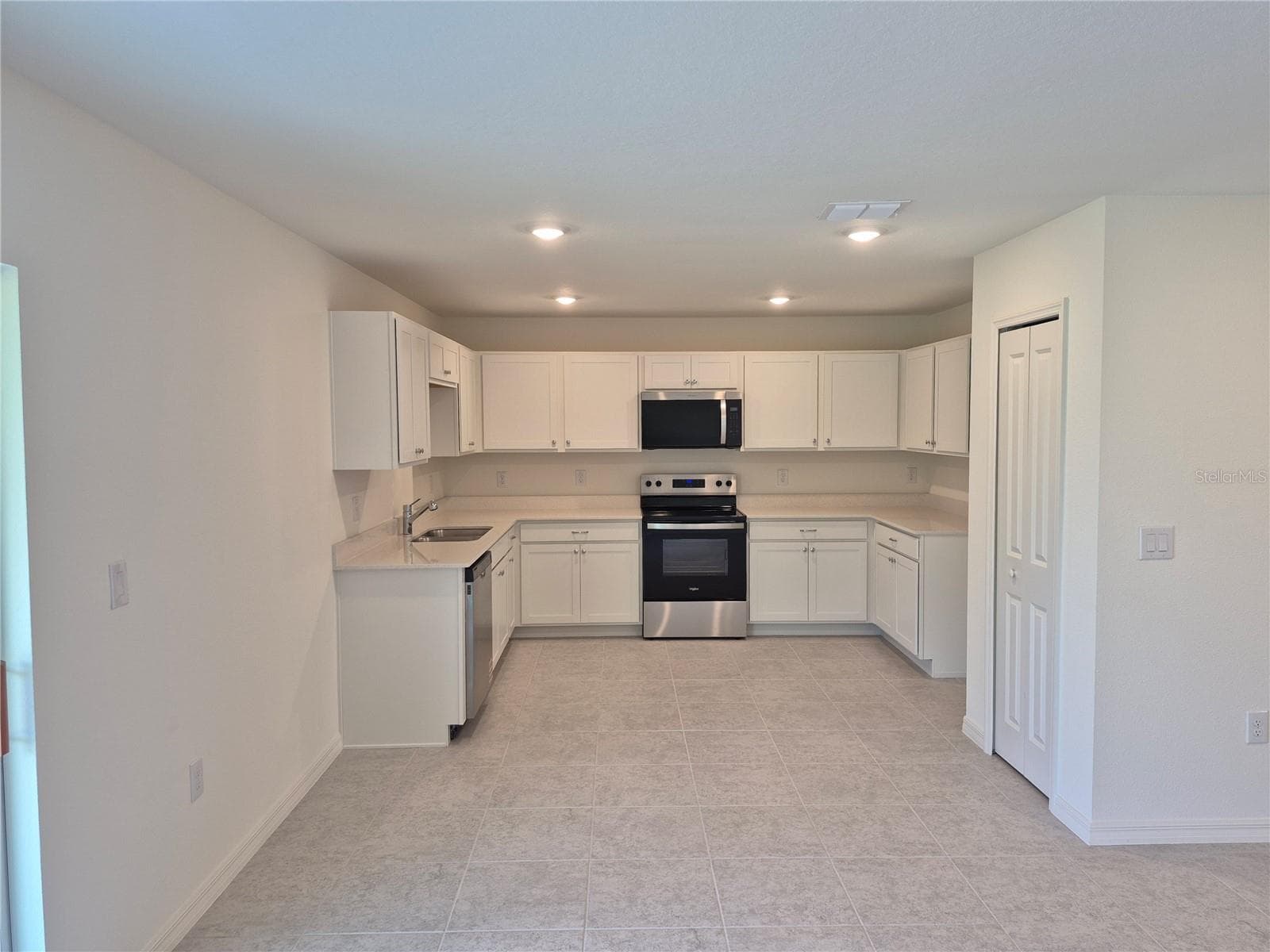Single Family Residence at 8813 PINE BARK WAY, WILDWOOD, photo 4 of 5