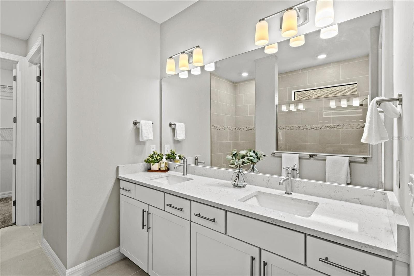Primary bathroom. - 2534 GABEL OAK DR, NORTH PORT