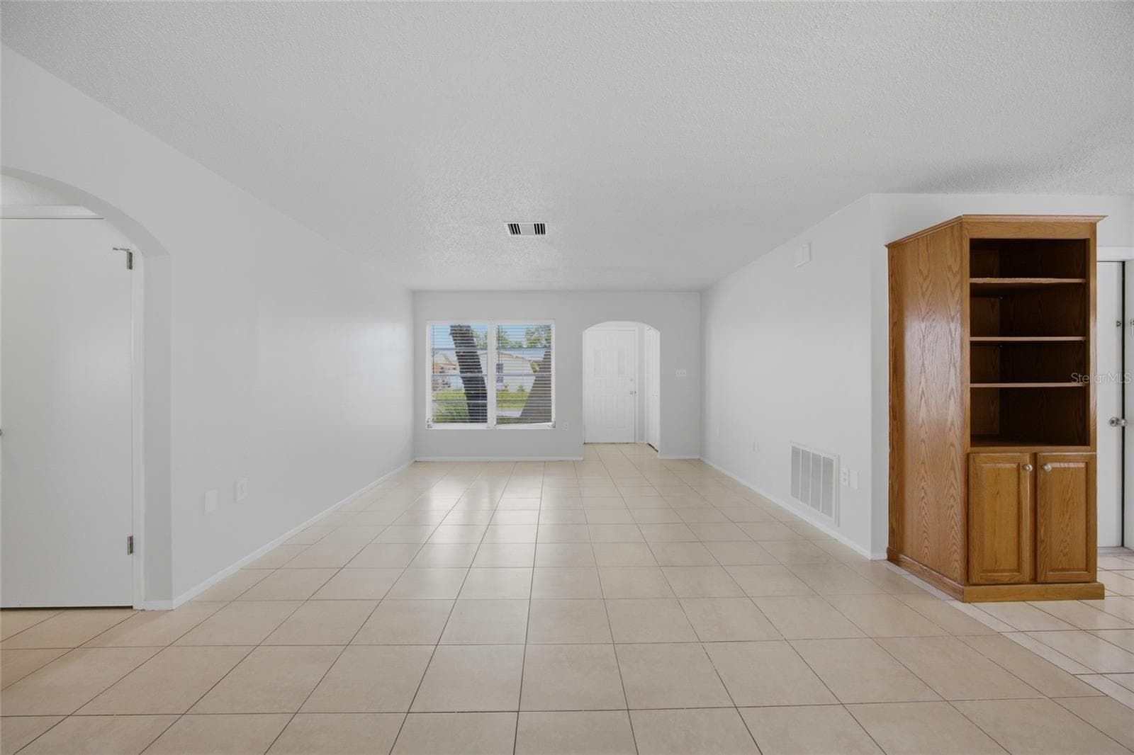 Living Room - 8207 DEDHAM DR, PORT RICHEY