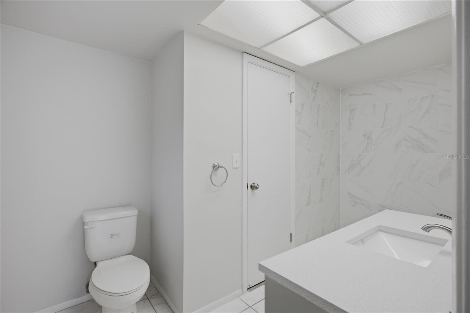 Master bath - 8207 DEDHAM DR, PORT RICHEY