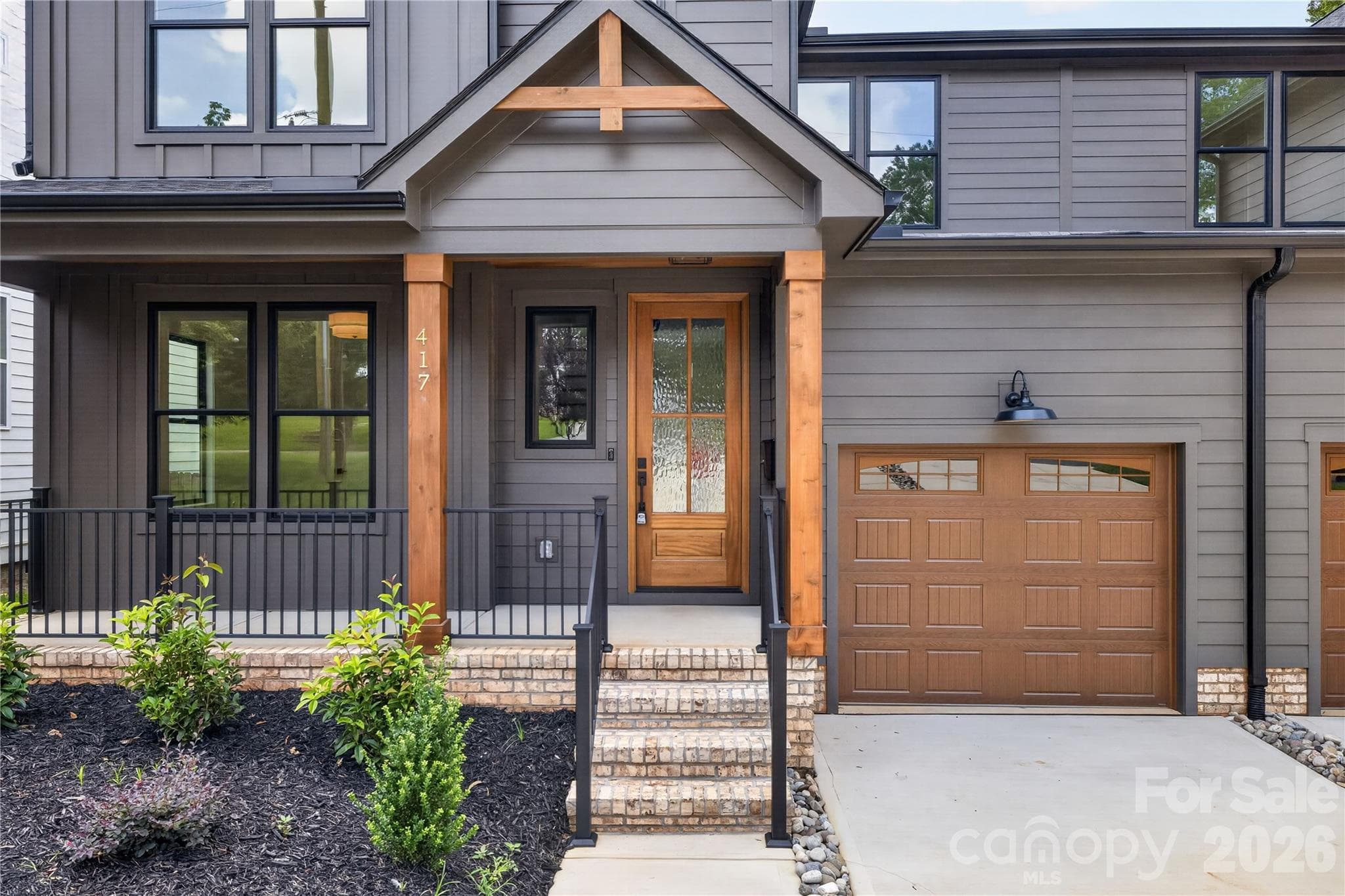 Townhouse at Charlotte, photo 3 of 35