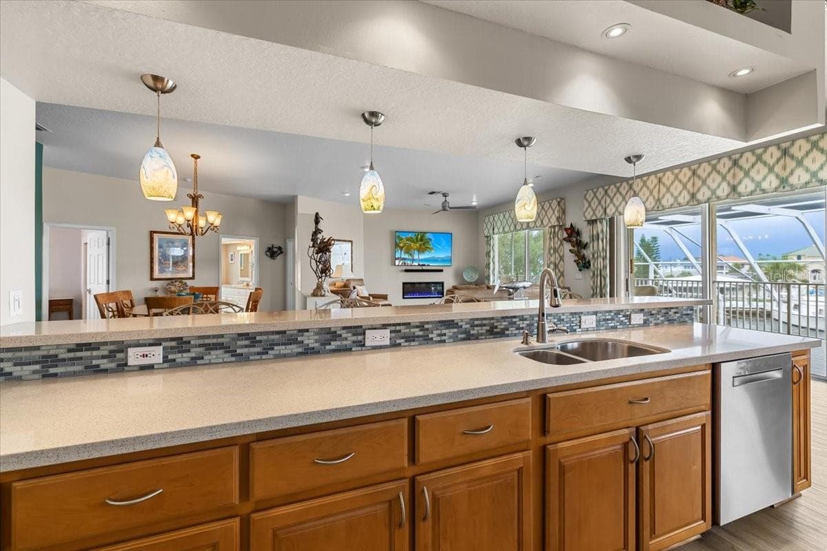 Single Family Residence at 4295 NEWPORT DR, HERNANDO BEACH, photo 15 of 77